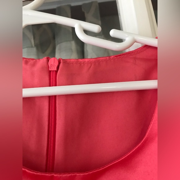 NEW! Coral size 10-11 yr girls 3D flower dress, new in bag sent from Amazon - Picture 7 of 10